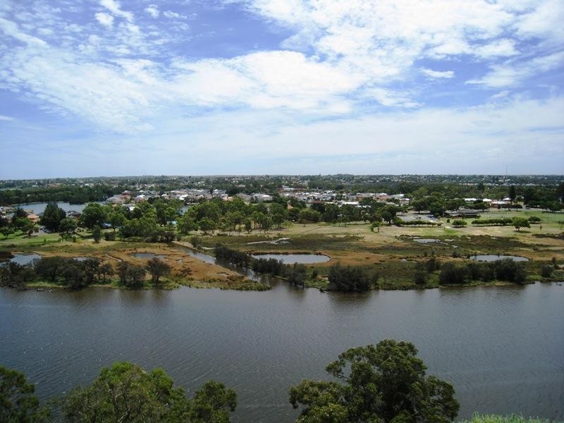 76/18 Tanunda Drive, Rivervale WA 6103