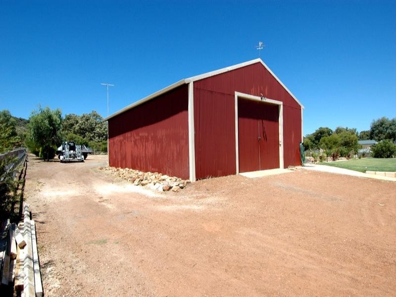 33 Bruns Drive, Darling Downs WA 6122