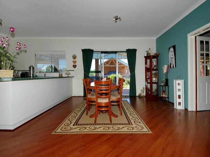 33 Bruns Drive, Darling Downs WA 6122