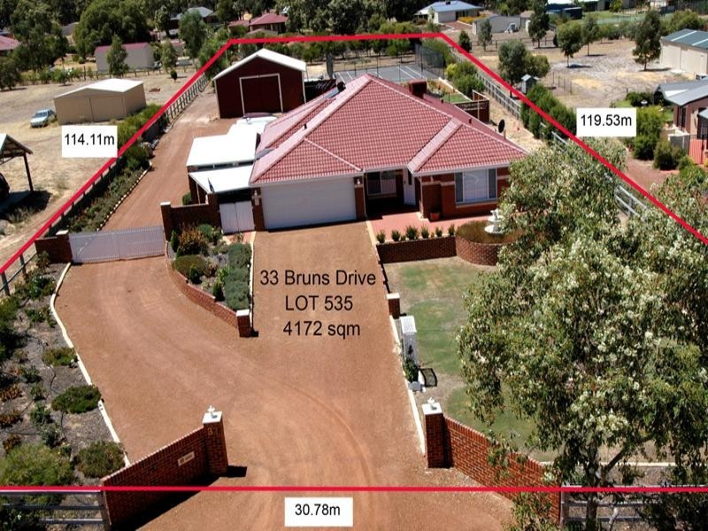 33 Bruns Drive, Darling Downs WA 6122