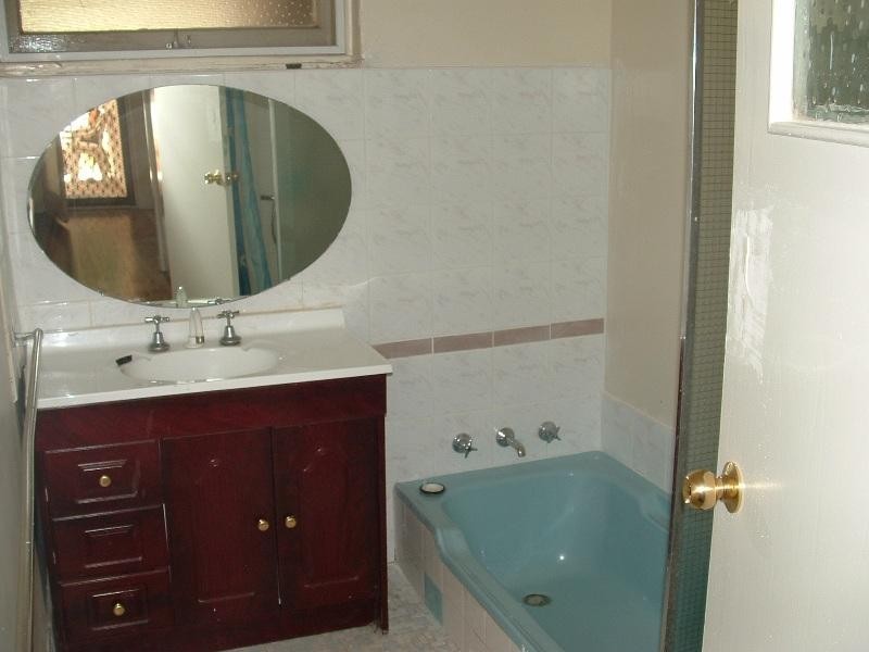 3 Lyne Street, Gosnells WA 6110