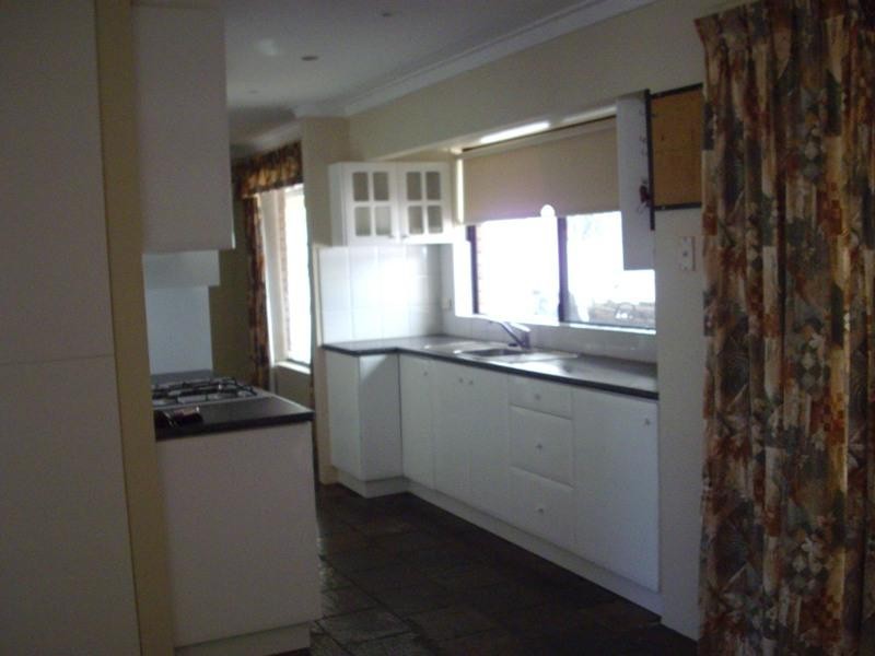 77 Ashburton Road, Gosnells WA 6110