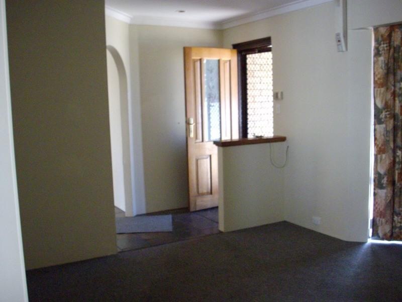 77 Ashburton Road, Gosnells WA 6110