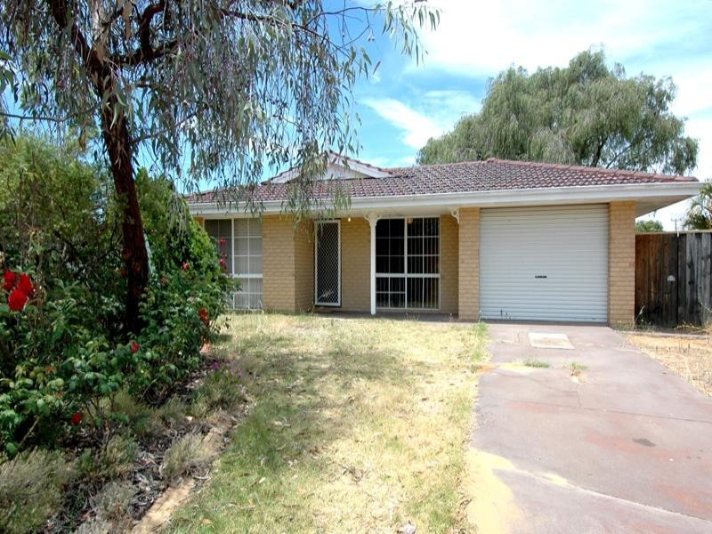 1/12 Wedgewood Glade, Gosnells WA 6110