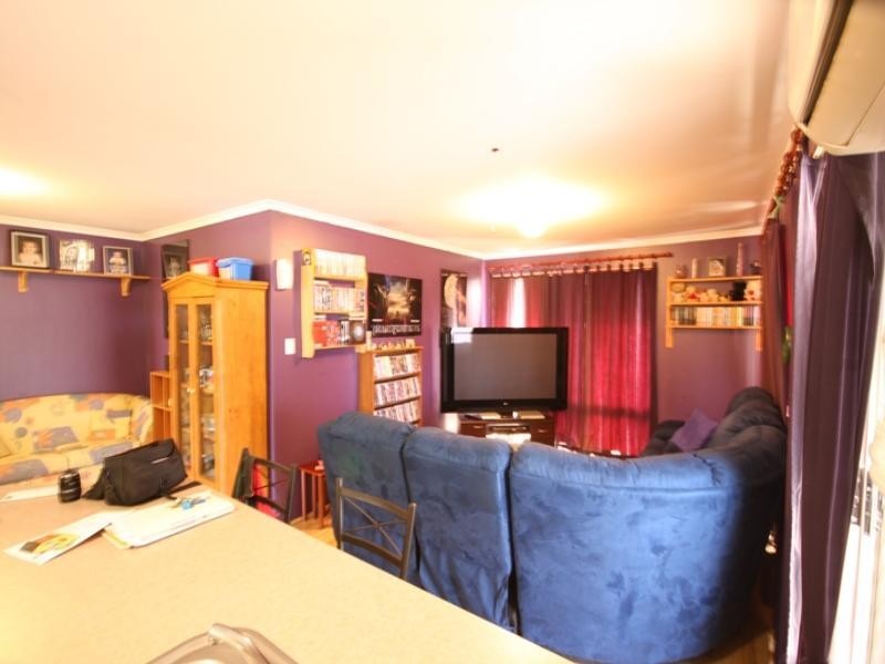 30 Ashworth Way, Brookdale WA 6112