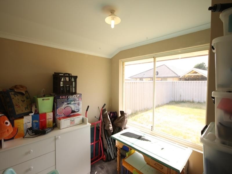 30 Ashworth Way, Brookdale WA 6112