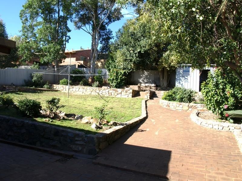 23 Merilee Terrace, Kelmscott WA 6111