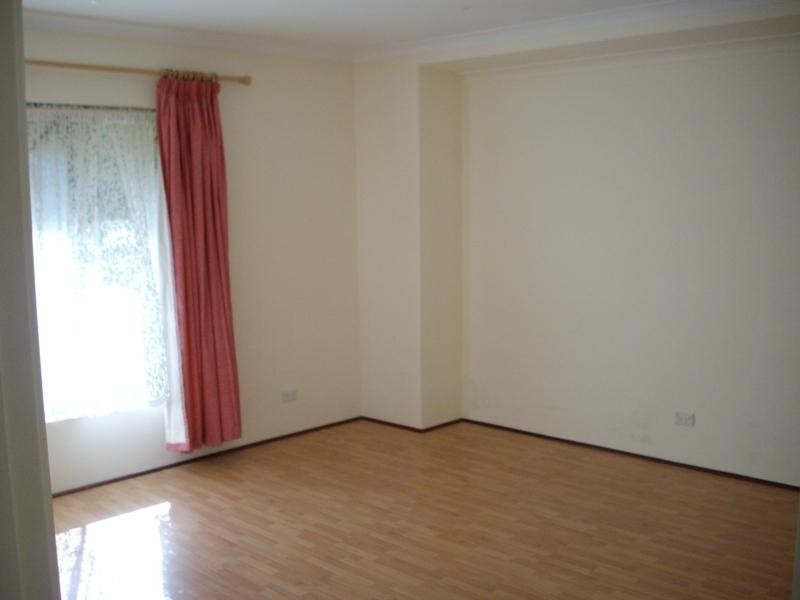 6 Aviemore Green, Canning Vale WA 6155