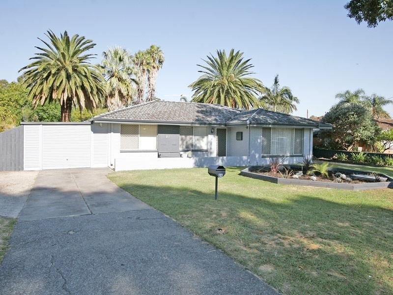 21 Stead Street, Maddington WA 6109