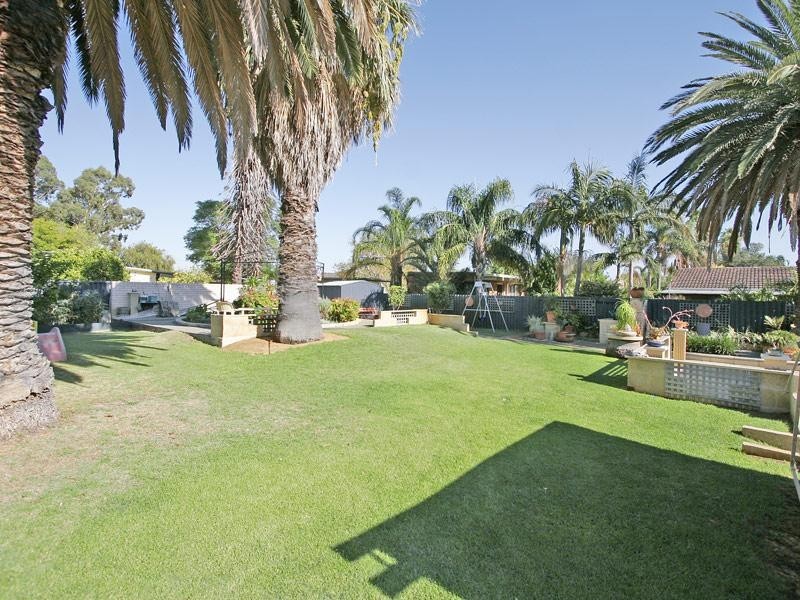 21 Stead Street, Maddington WA 6109