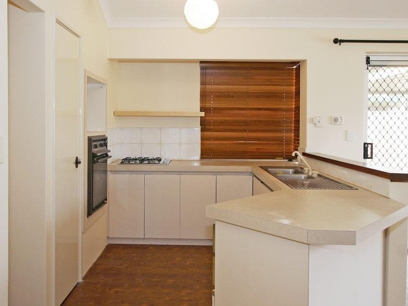 2/47 Baxter Close, Huntingdale WA 6110