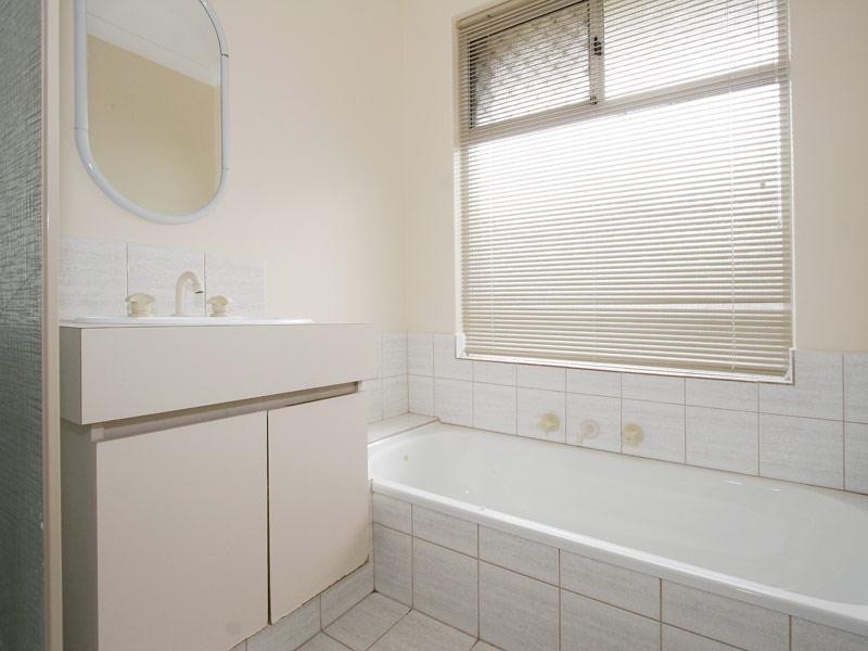 2/47 Baxter Close, Huntingdale WA 6110