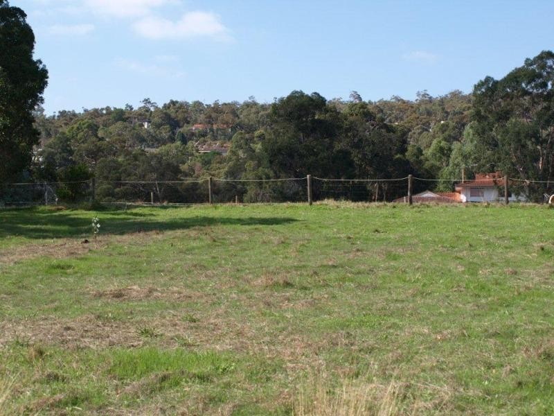 111 Connell Avenue, Martin WA 6110