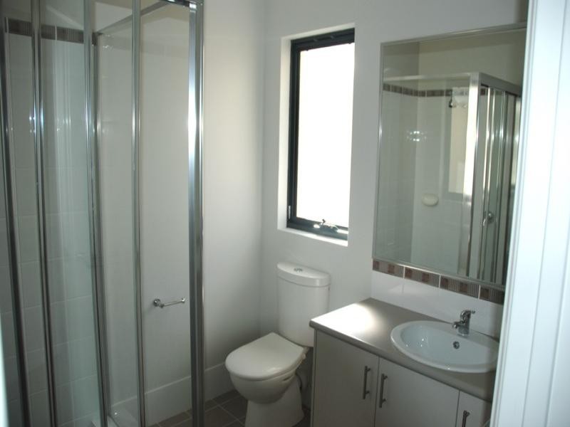 2/7 Madras Way, Southern River WA 6110