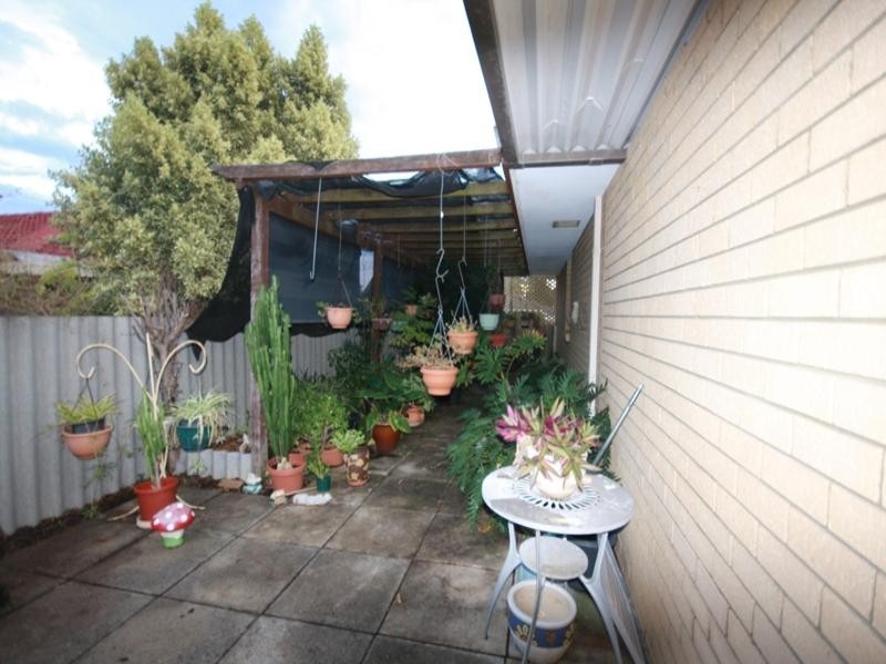 66 Lincoln Road, Forrestfield WA 6058