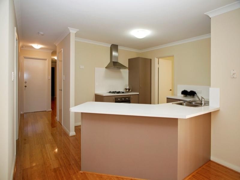 Unit 11/40 Fifth Road, Armadale WA 6112