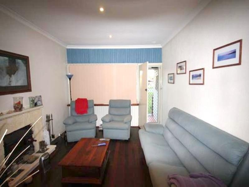 28 Robinhood Avenue, Armadale WA 6112