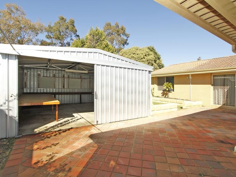 3 Symes Close, Seville Grove WA 6112