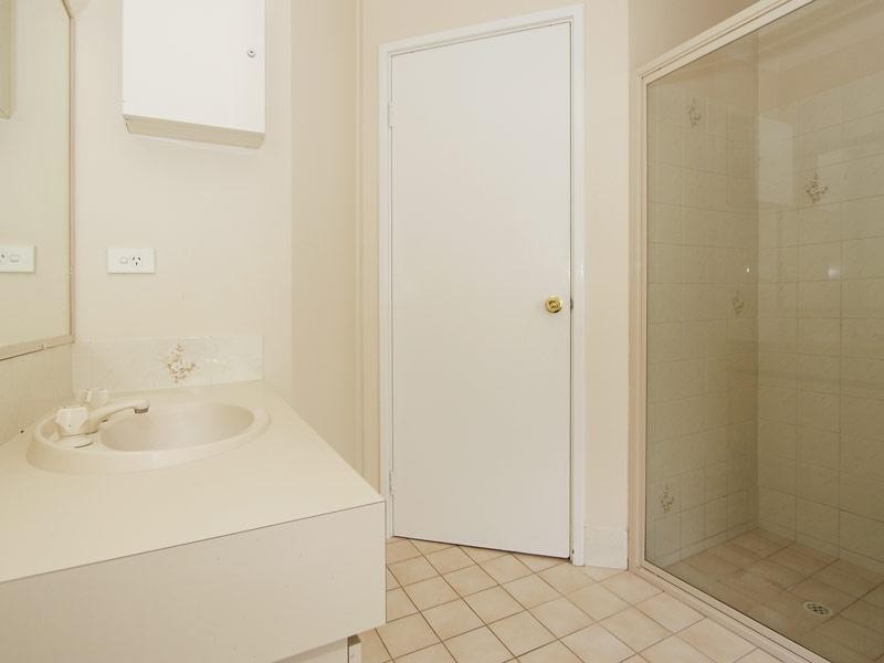 3 Symes Close, Seville Grove WA 6112