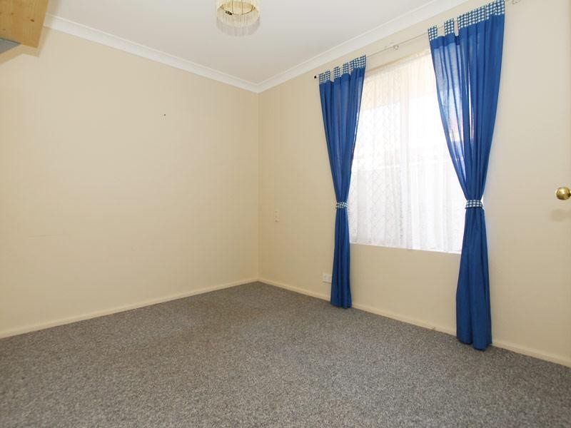 3 Symes Close, Seville Grove WA 6112