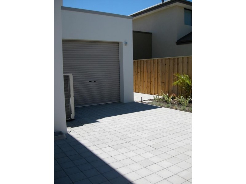 56 Middleton Loop, Meadow Springs WA 6210