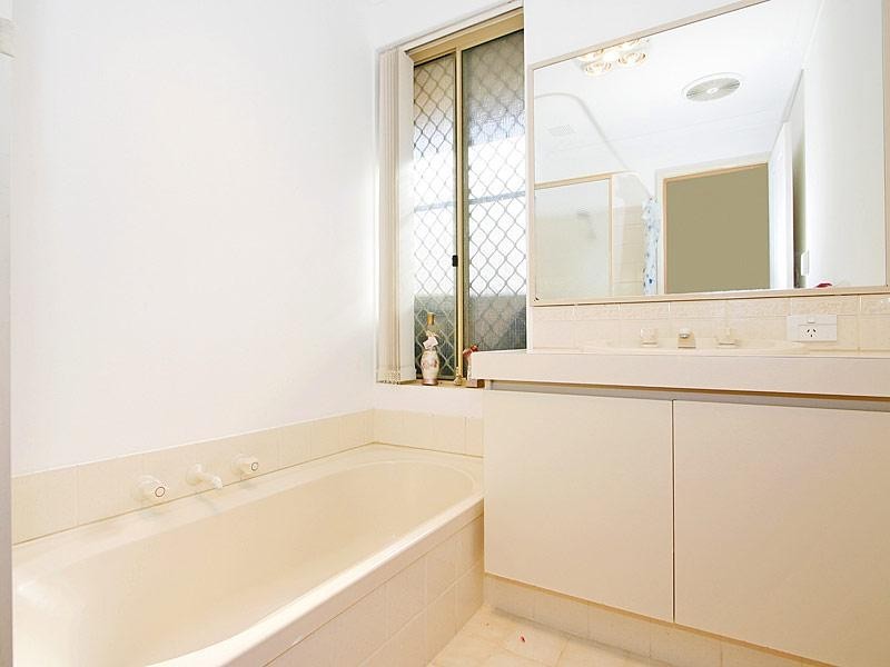 10 Kirin Way, Maddington WA 6109