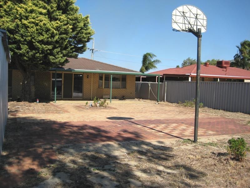 20 Swingler Way, Gosnells WA 6110