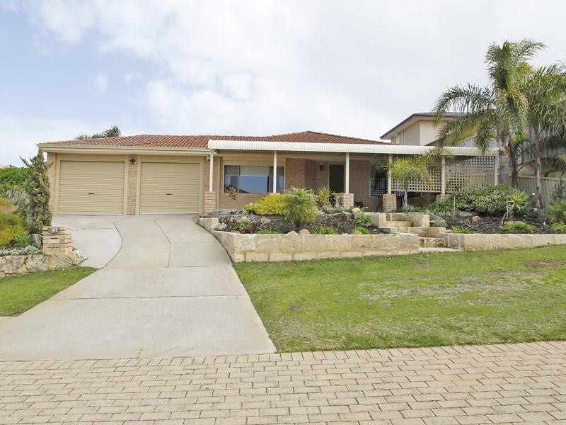 41 Longreach Parade, Coogee WA 6166