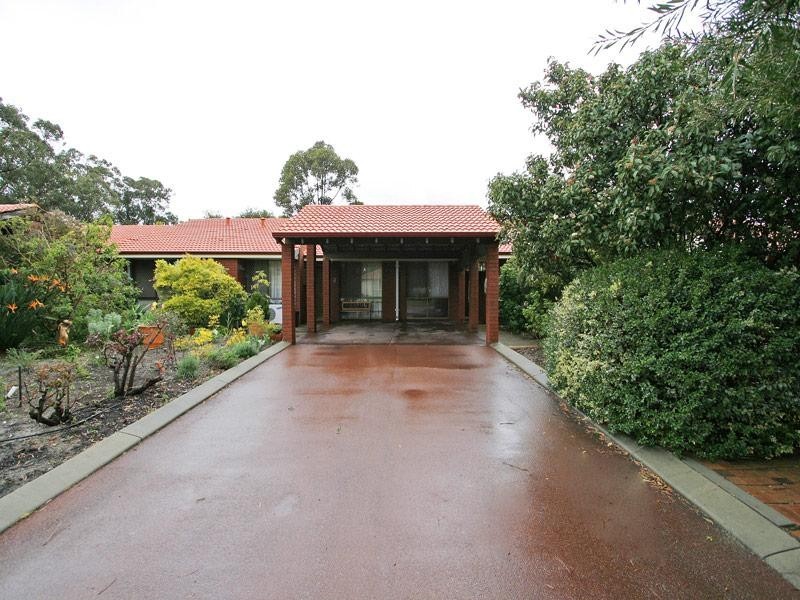 4/5 Menzies Place, Thornlie WA 6108