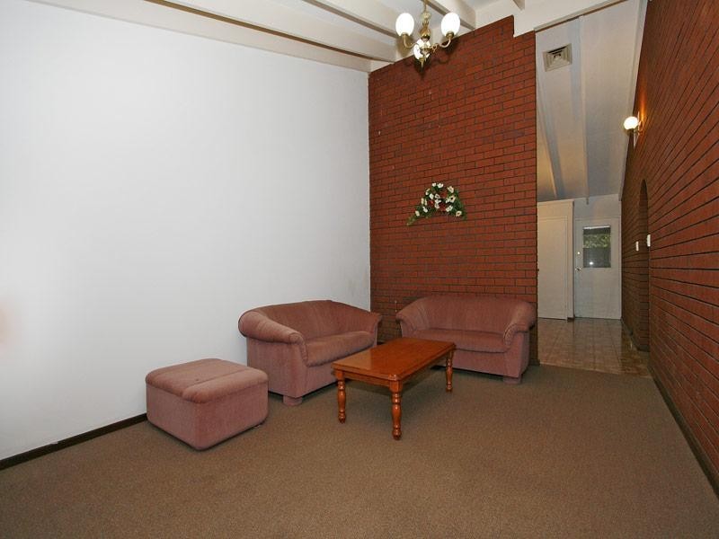 4/5 Menzies Place, Thornlie WA 6108