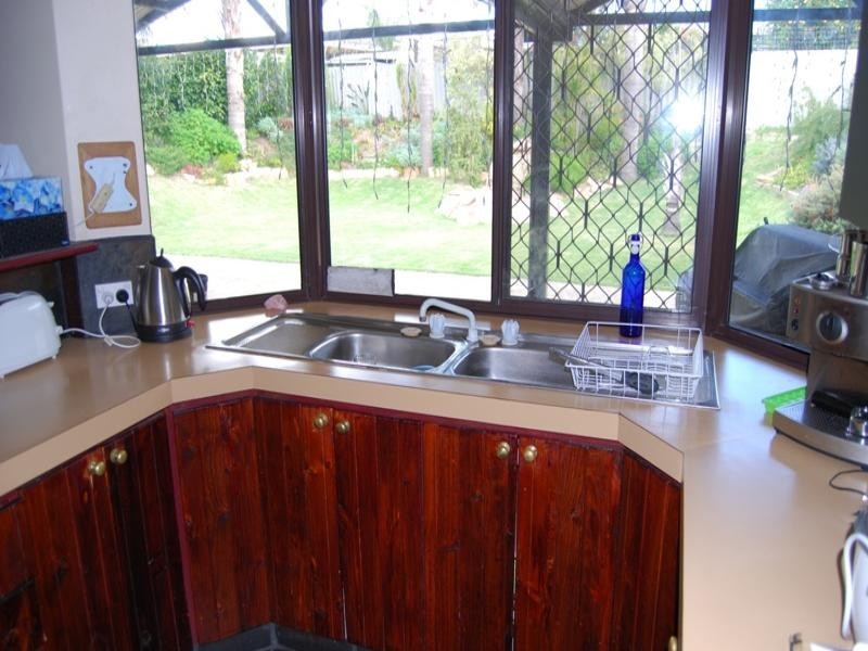 15 Mimy Court, Gosnells WA 6110