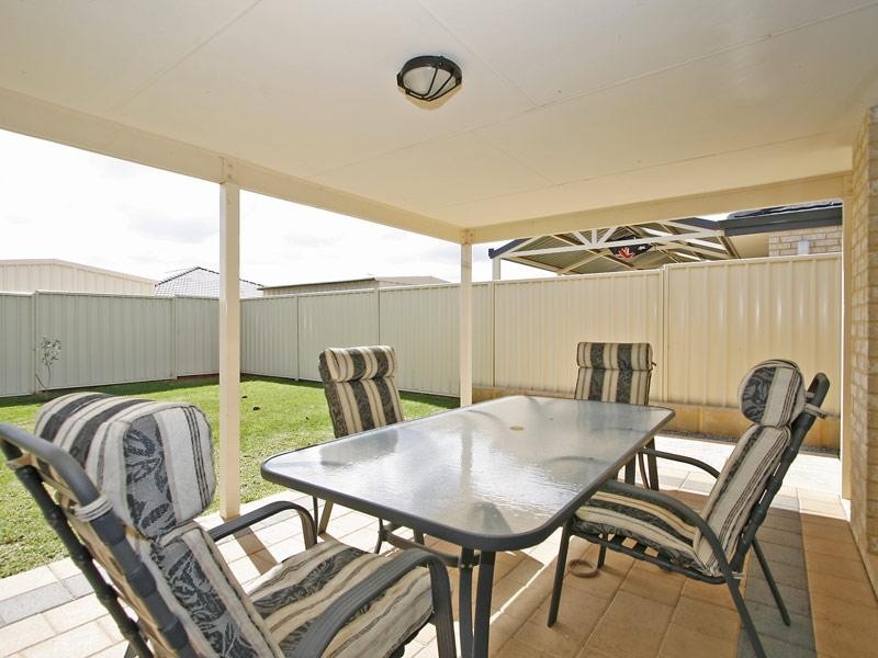 56 Milano Loop, Seville Grove WA 6112