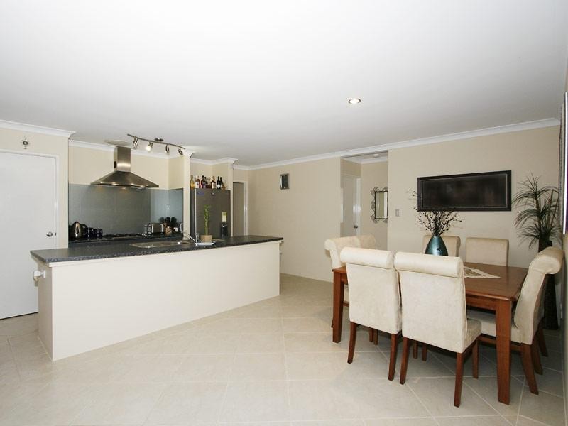 56 Milano Loop, Seville Grove WA 6112