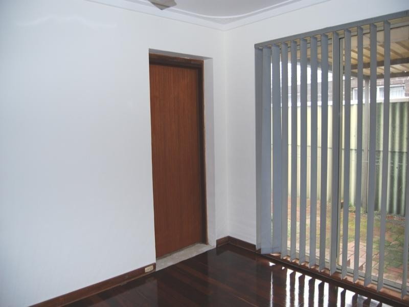 15 Risby Street, Gosnells WA 6110