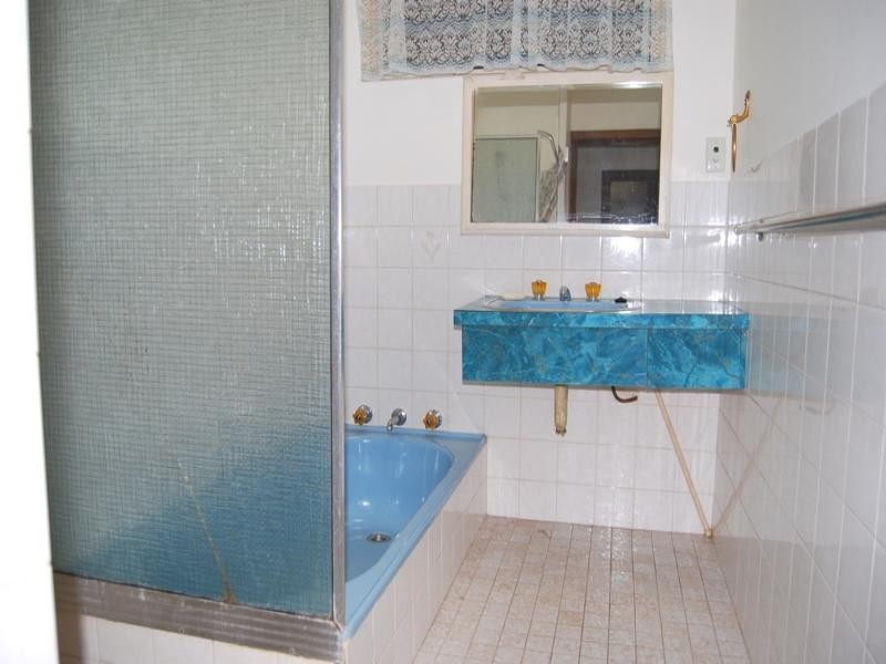 15 Risby Street, Gosnells WA 6110