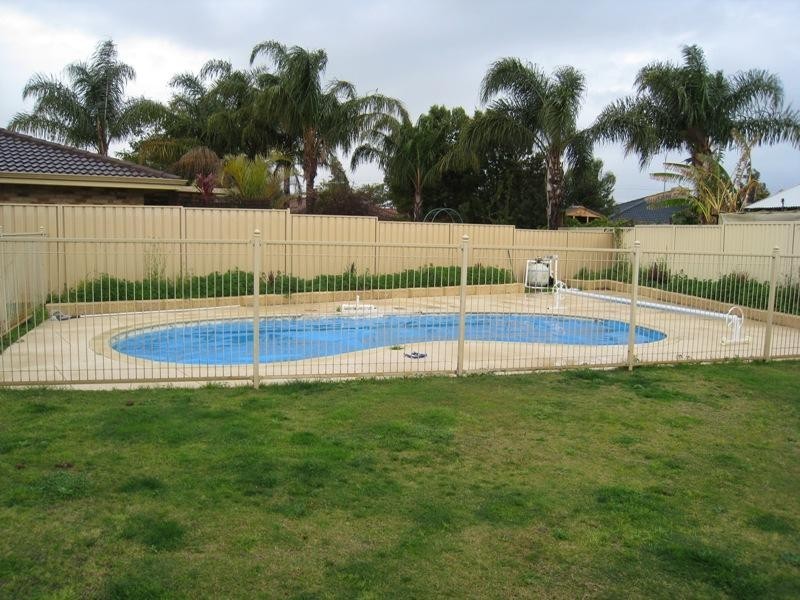 1 Edge Court, Thornlie WA 6108