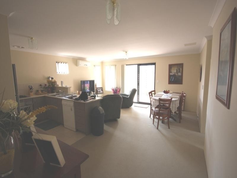 Unit 9, 57-71 Little John Road, Armadale WA 6112