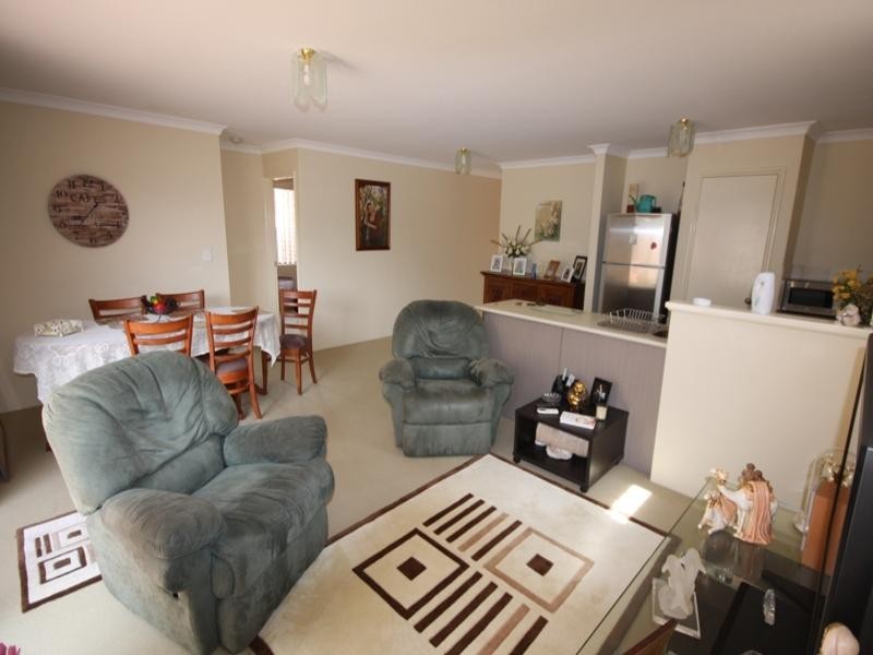 Unit 9, 57-71 Little John Road, Armadale WA 6112