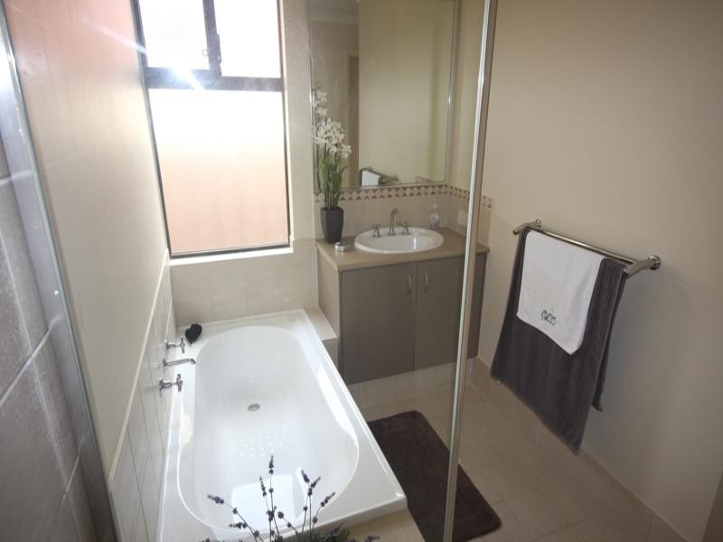 Unit 9, 57-71 Little John Road, Armadale WA 6112