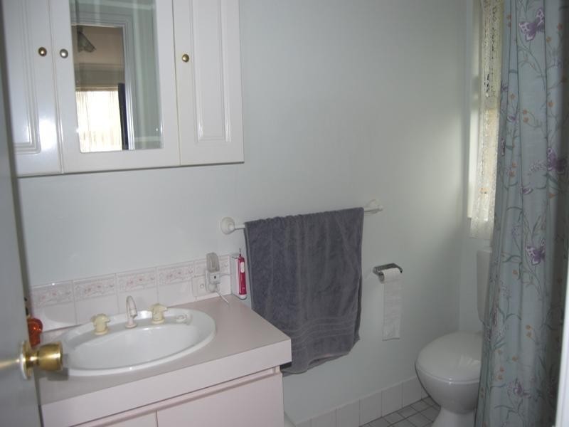 1 Brolga Place, Gosnells WA 6110