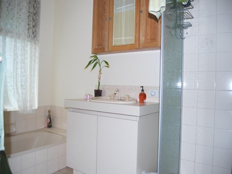 1 Brolga Place, Gosnells WA 6110