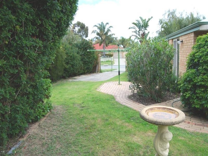 1 Brolga Place, Gosnells WA 6110