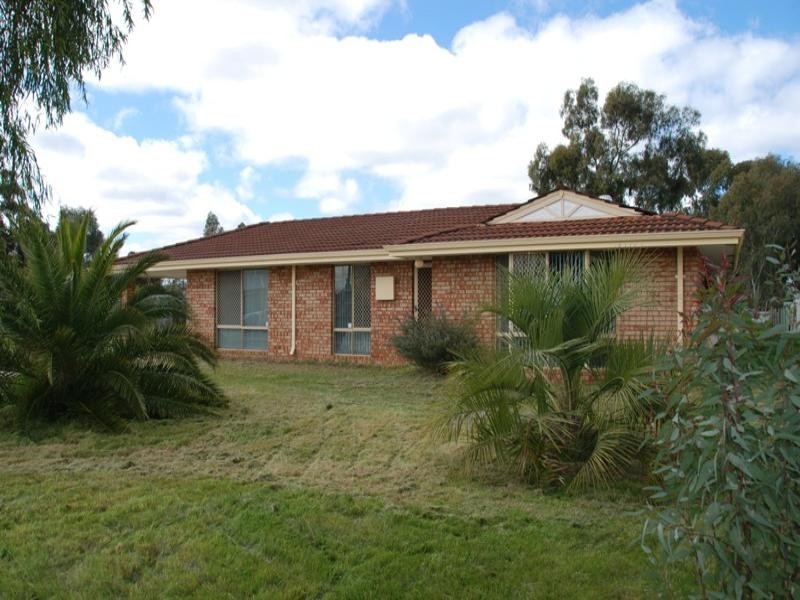 39 Kenwick Road, Kenwick WA 6107