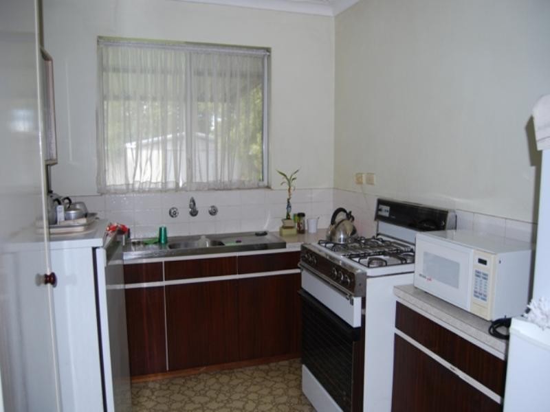 14 Tooting Street, Beckenham WA 6107