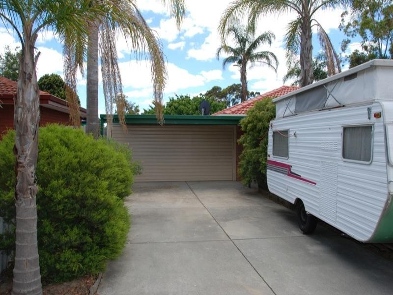 72 Ashburton Drive, Gosnells WA 6110