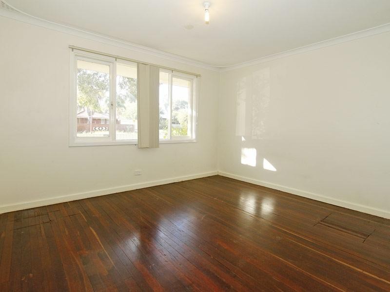 8 King Street, Gosnells WA 6110