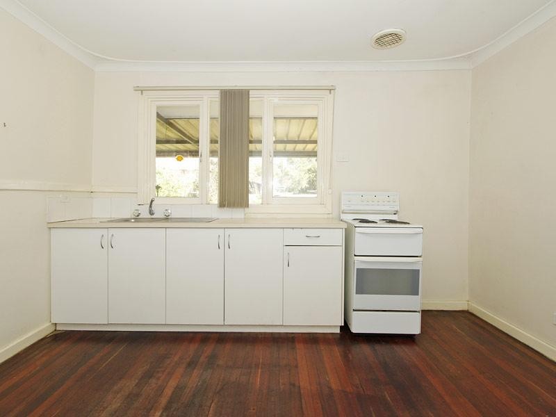 8 King Street, Gosnells WA 6110