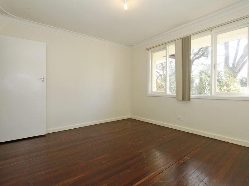 8 King Street, Gosnells WA 6110