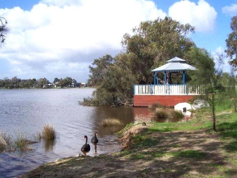 11 Hardey Road, Maylands WA 6051