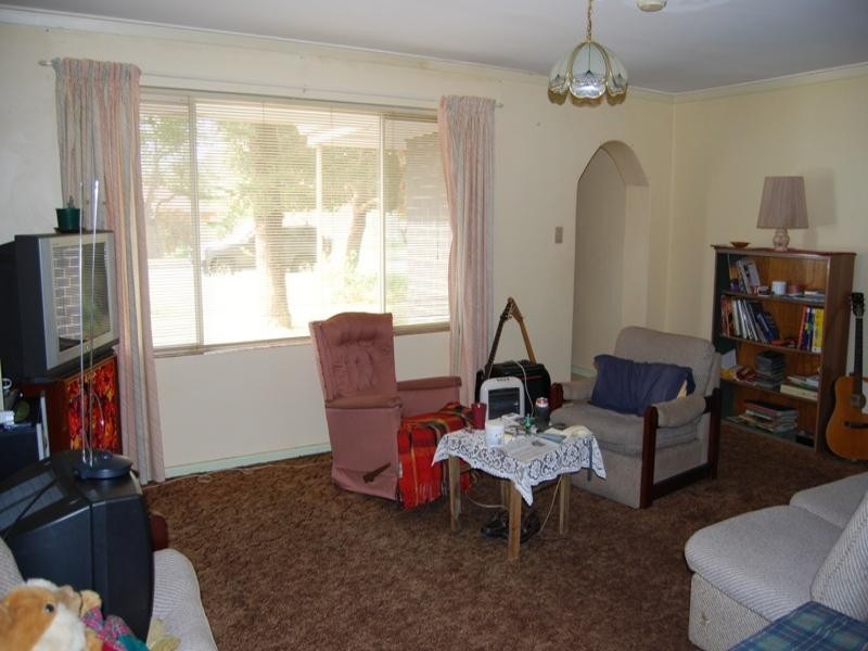 19 Blanche Street, Gosnells WA 6110